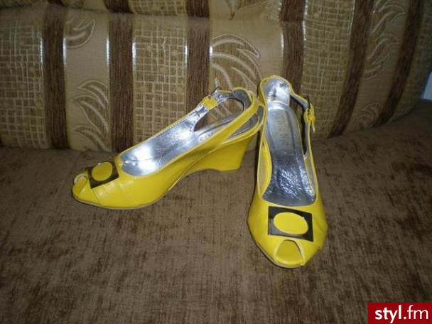 Pozostałe Buty Moda