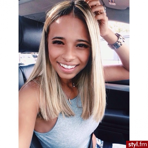 Blond Rozpuszczone Proste Na co dzień Długie Fryzury
