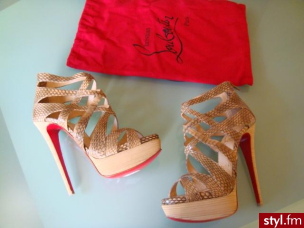 Szpilki Buty Moda