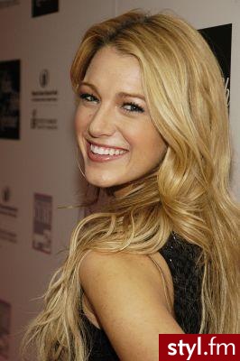blake lively - Długie Fryzury