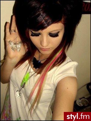 EMO Alternatywne Średnie Fryzury