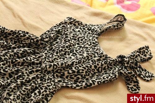 Sukienki Moda