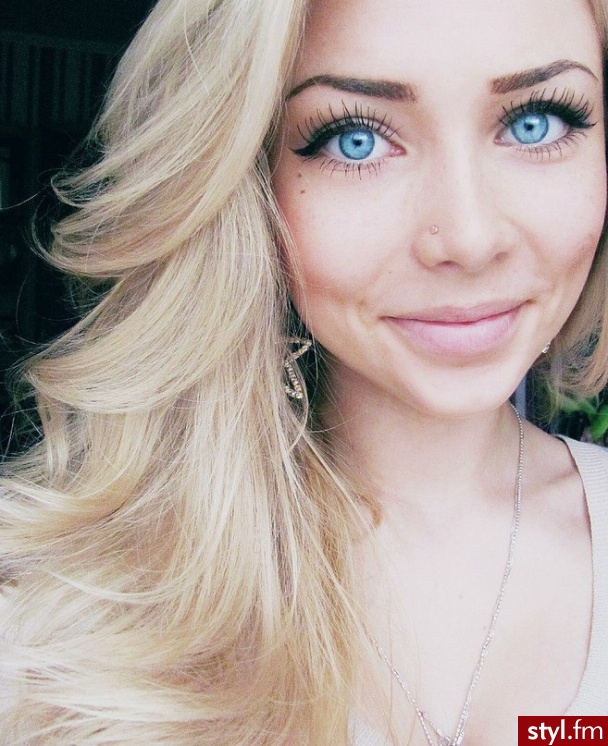 Blond Rozpuszczone Kręcone Na co dzień Długie Fryzury