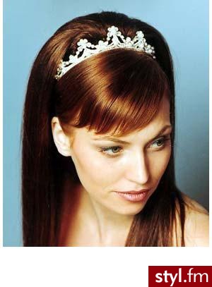Ślubne Średnie Fryzury