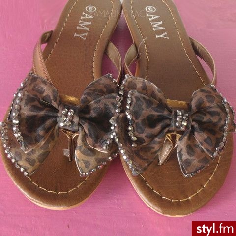 Klapki Buty Moda