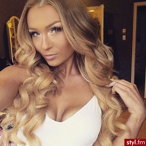 Blond Rozpuszczone Kręcone Na co dzień Długie Fryzury