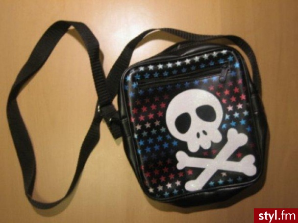 Torebka z czaszką. Specjalnie dla osób które mają styl EMO. - Pozostałe Torebki Moda