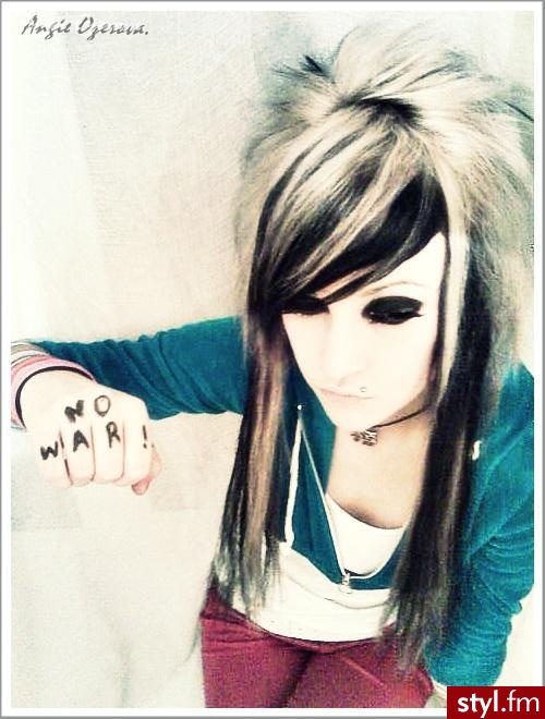 EMO Alternatywne Średnie Fryzury