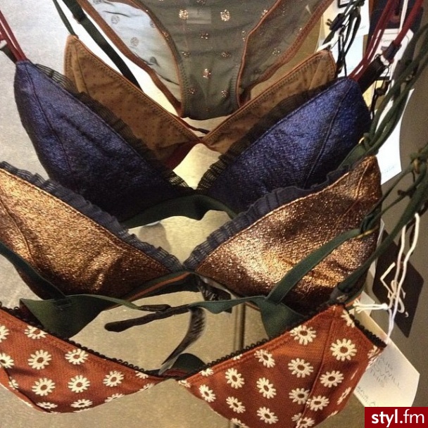 Biustonosze Bielizna Moda