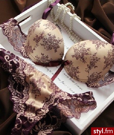 Komplety Bielizna Moda