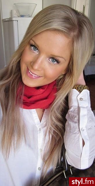 Blond Rozpuszczone Proste Na co dzień Długie Fryzury