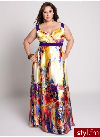 Sukienki Moda