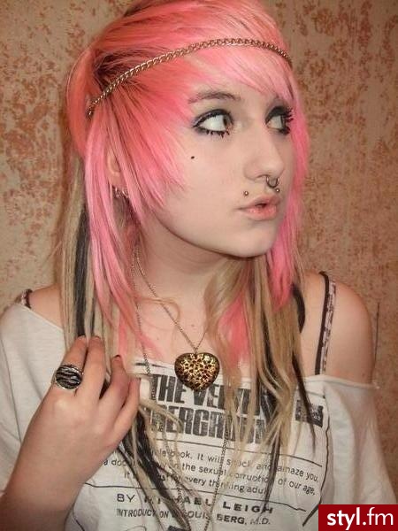 EMO Alternatywne Średnie Fryzury