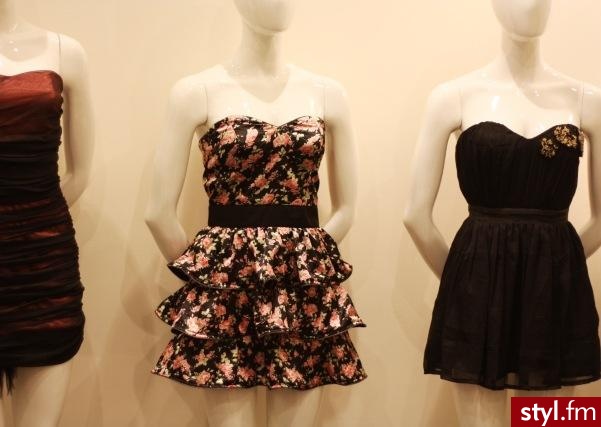 Sukienki Moda