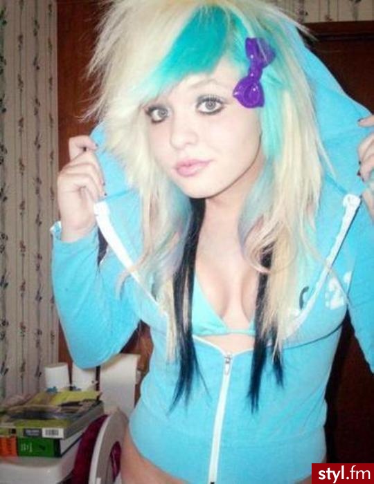EMO Alternatywne Średnie Fryzury