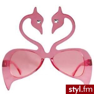 Na IKF były już okulary w kształcie ust kół i tp. ale jeszcze takich z pewnością nie było ! - Nakrycia głowy Dodatki Moda