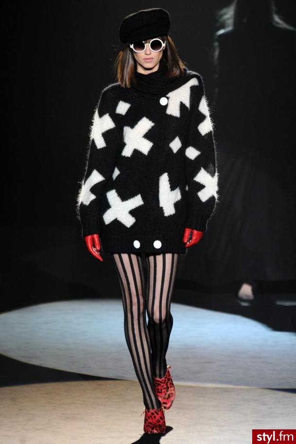 Swetry Ciuchy Moda