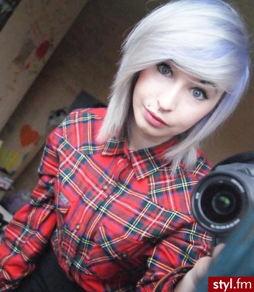 Średnie Fryzury