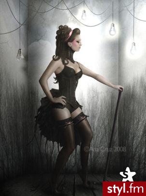 Sukienki Moda