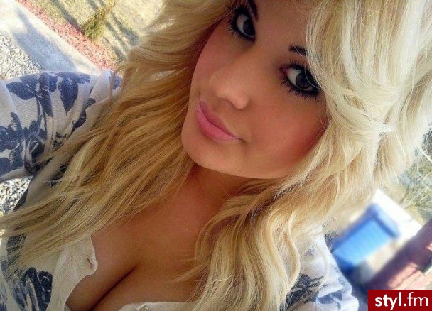 Blond Rozpuszczone Proste z grzywką Na co dzień Długie Fryzury