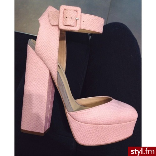 Szpilki Buty Moda