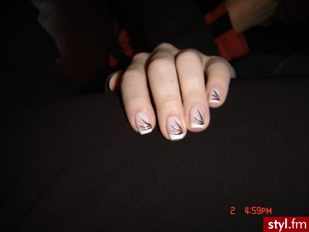 Autor: KAMA_96 Wzorek 1. Autor: <b>KAMA_96</b><br /> - Paznokcie