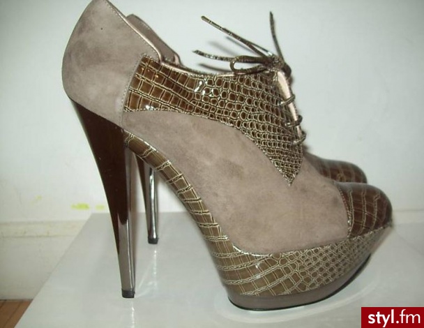 Pozostałe Buty Moda