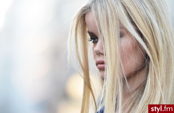 Blond Rozpuszczone Proste Na co dzień Długie Fryzury