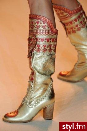 Styl taki indiański, Bosskie buty :) Podobają się wam ?? ;] - Pozostałe Buty Moda