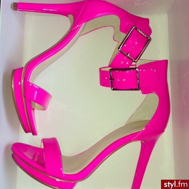 Szpilki Buty Moda