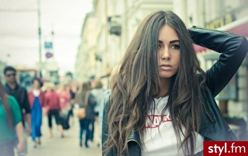 Brązowe Rozpuszczone Proste Na co dzień Długie Fryzury