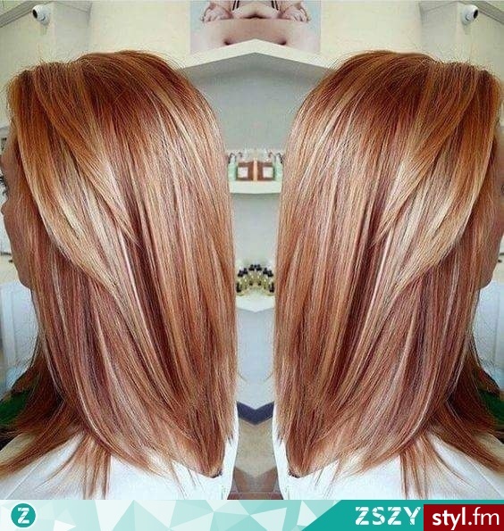 Kolorek !! <3 - Blond Rozpuszczone Proste Na co dzień Średnie Fryzury