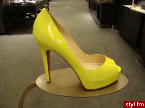 Szpilki Buty Moda