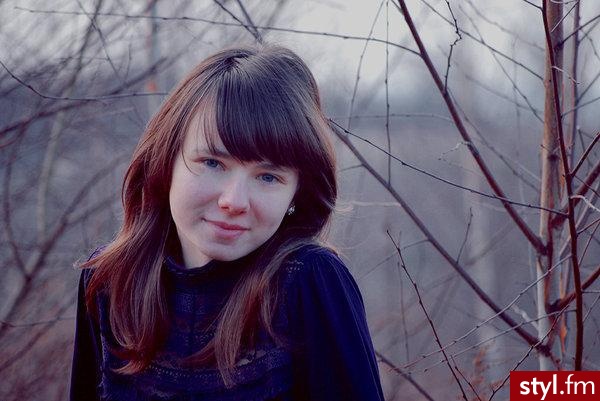 Średnie Fryzury