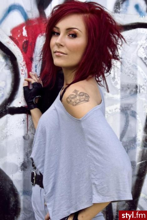 Średnie Fryzury