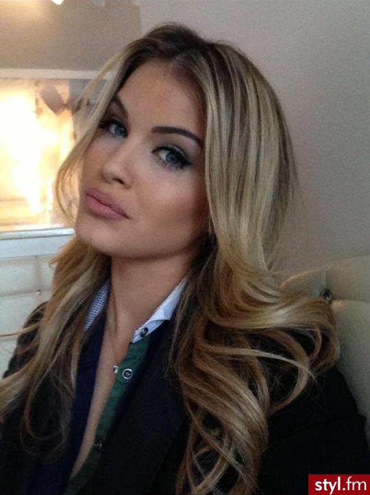 Blond Rozpuszczone Kręcone Na co dzień Długie Fryzury