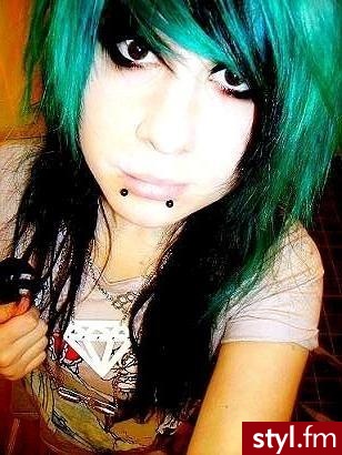 EMO Alternatywne Średnie Fryzury