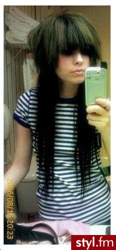 Brittany Kramer - EMO Alternatywne Średnie Fryzury