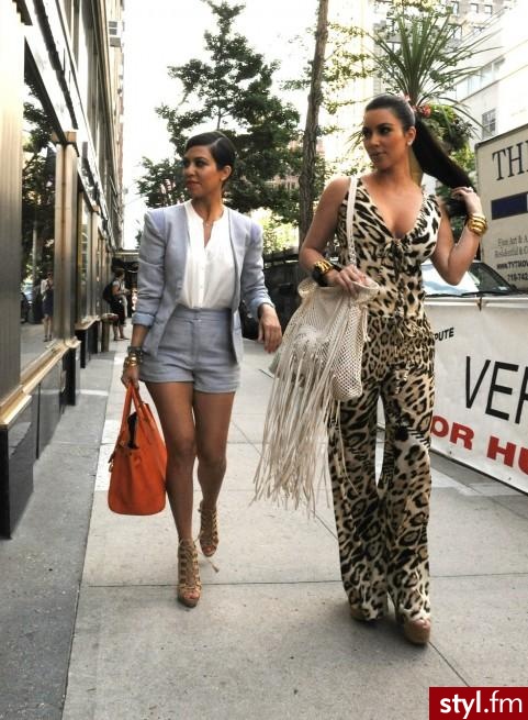 zaxhwycająca Kourtney;) - Moda uliczna Inne Moda