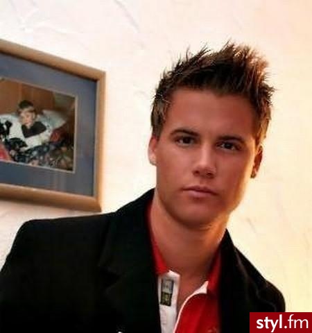 :) - Średnie Męskie Fryzury