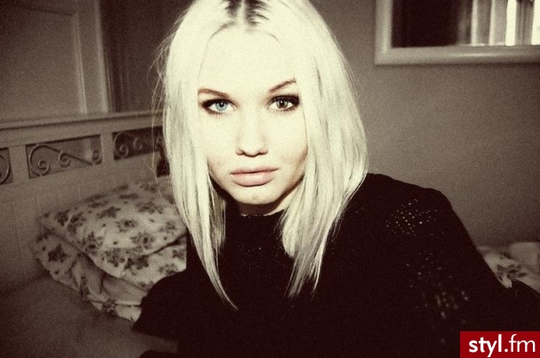 Średnie Fryzury