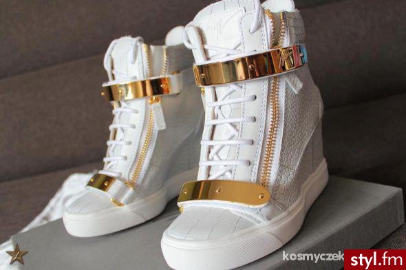 Pozostałe Buty Moda
