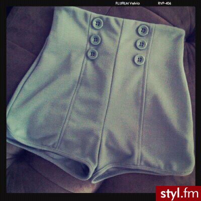 Szorty Spodnie Moda
