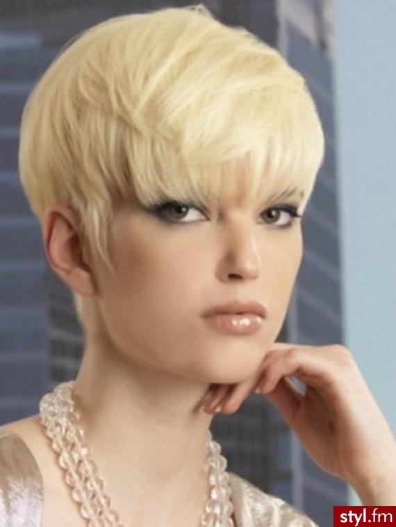 Blond Rozpuszczone Proste z grzywką Na co dzień Krótkie Fryzury