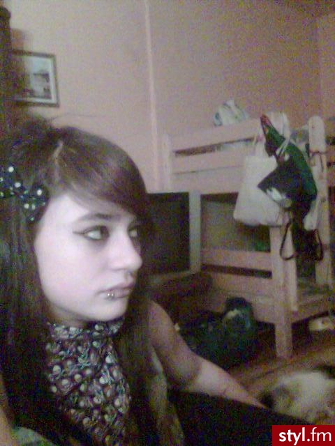 EmOgIrL. FuCkYoU! - EMO Alternatywne Średnie Fryzury