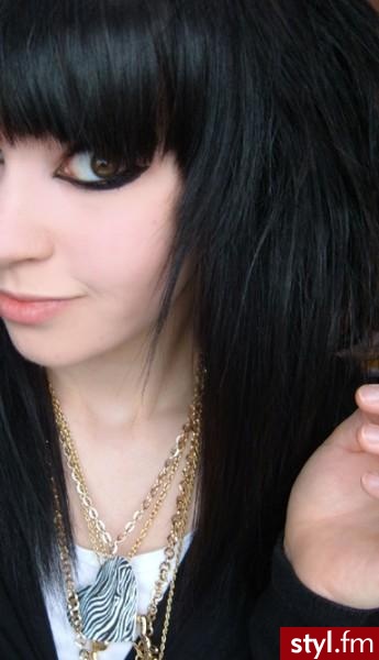 Durshley­ - EMO Alternatywne Średnie Fryzury