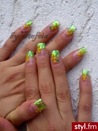 źródło
: http://nailsofdreams.blog.onet.pl/ - Paznokcie