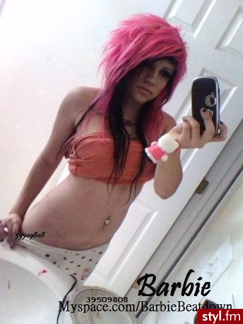 EMO Alternatywne Średnie Fryzury