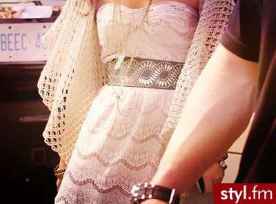 Sukienki Moda