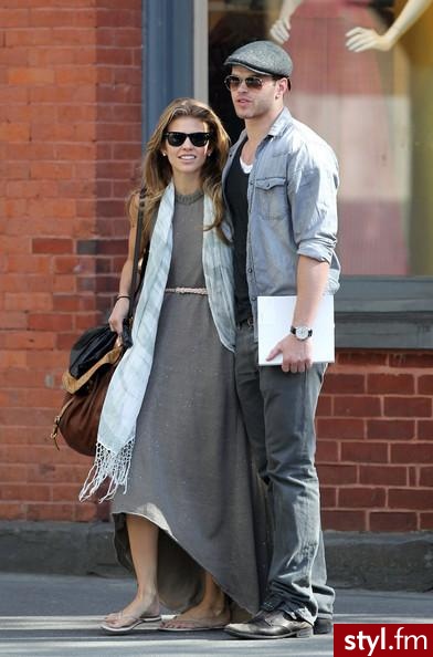 AnnaLynne McCord Kellan Lutz - Moda uliczna Inne Moda